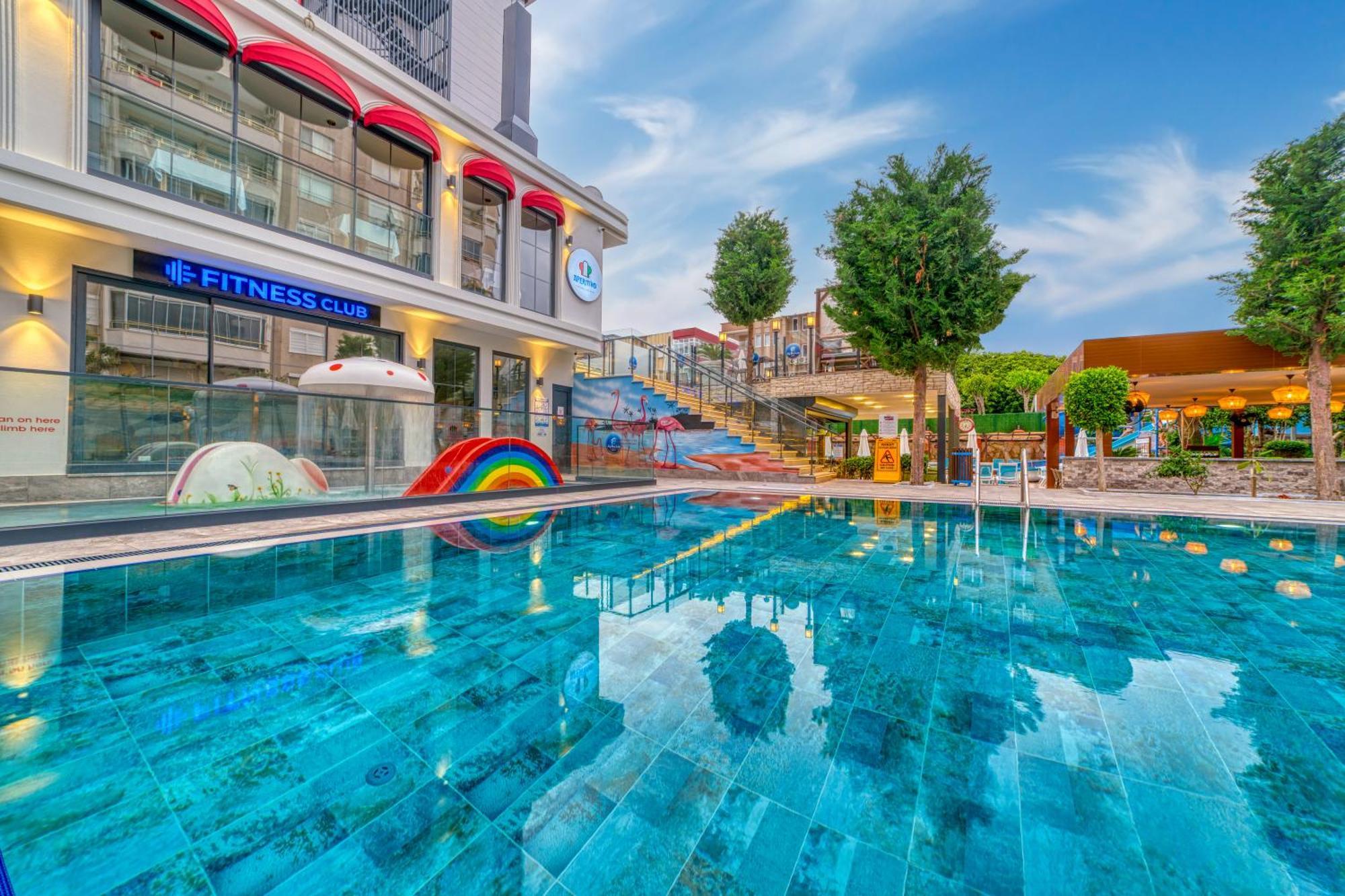 Club Big Blue Suit Hotel Alanya Exterior photo